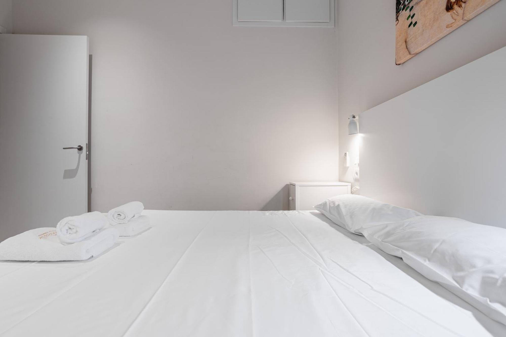Apt 8 Geranio Girona Esterno foto